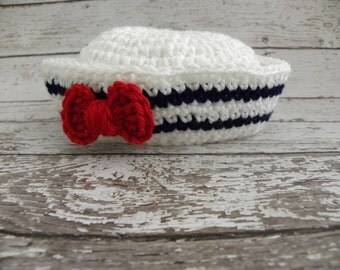 Baby girl Sailor hat in white, navy and red. Girl sailor hat with red bow. Summer photo prop sailor hat.