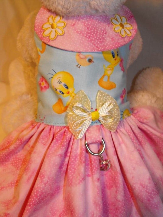 I love tweety bird dress