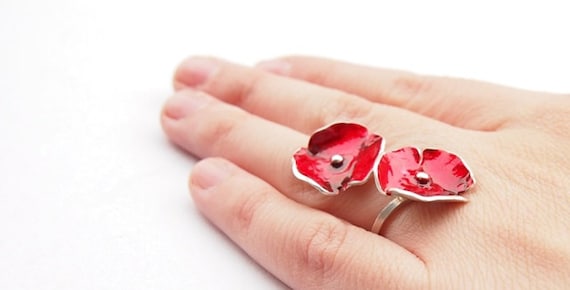 Poppy Ring Handmade by ElenaVJewels on Etsy ElenaVJewels Red Poppy Ring