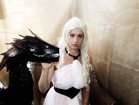 Daenerys white dress cosplay