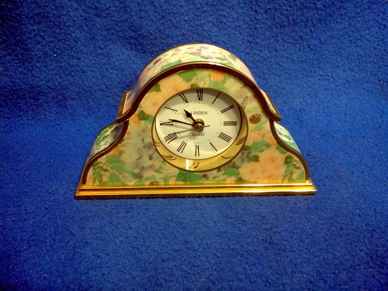 Linden Quartz Clock
