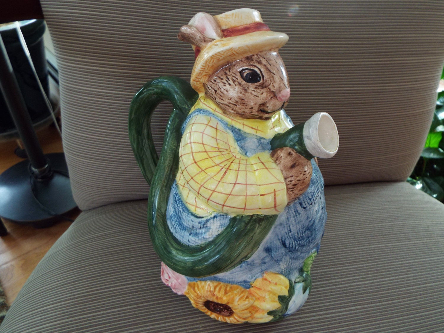 large Ceramic garden rabbit pitcher teapot Easter