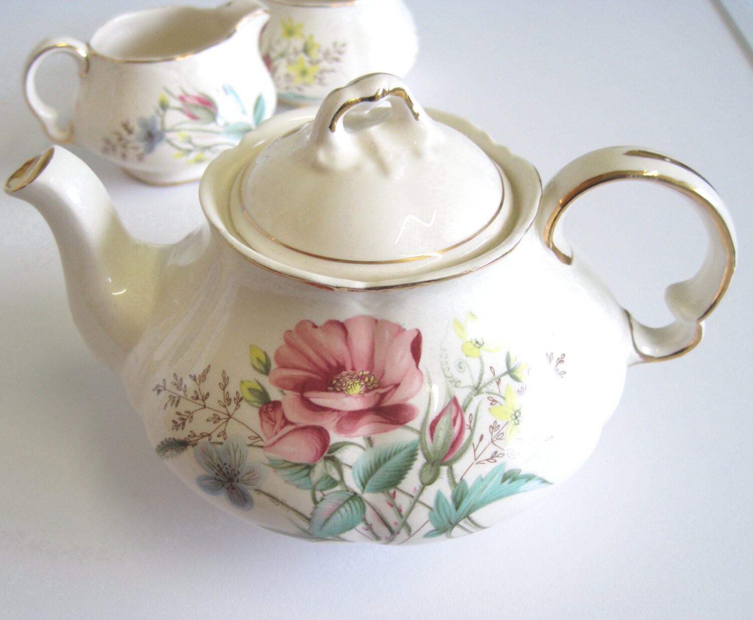 Vintage Heatmaster China Teapot Tea for One Pink Roses