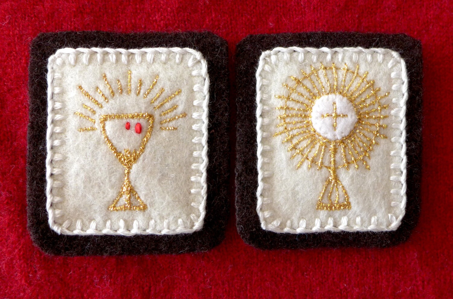 Embroidered Brown Scapular: Golden Eucharistic Monstrance and