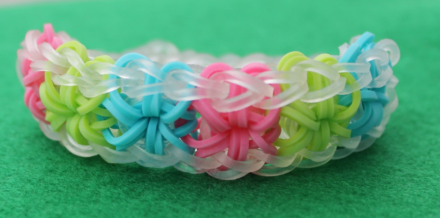 Items similar to Rainbow Loom Starburst bracelet on Etsy