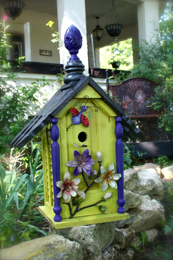 Items similar to Handmade birdhouse on Etsy