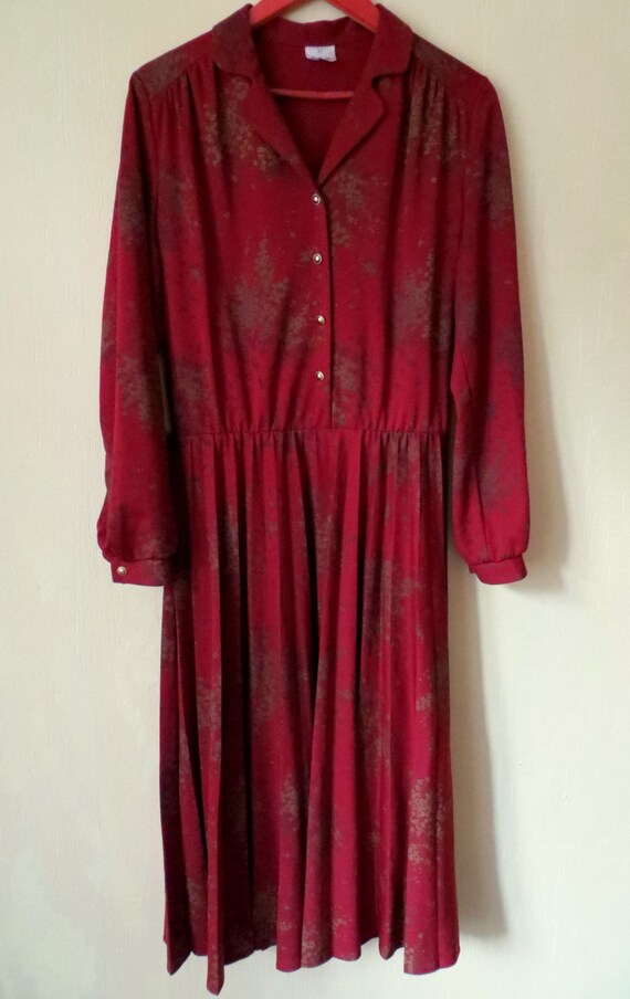 Vintage dress from the 40's red flower pattern size 42