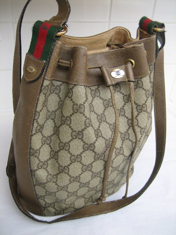 Gucci Accessory Collection Italy Vintage Brown Monogram Red