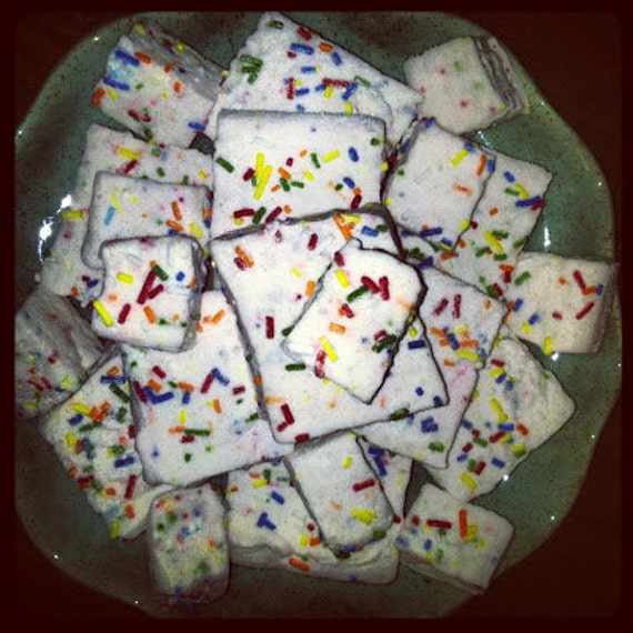 Homemade Funfetti Cake Batter Marshmallows by hauteandheirloom  homemade marshmallows no gelatin