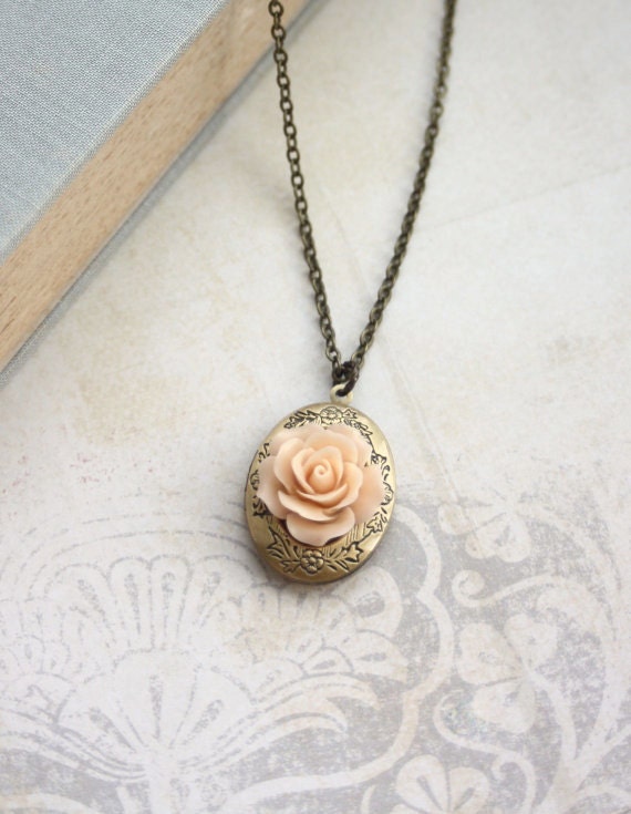 Items similar to Peach Rose Flower Locket Necklace. Bridesmaids Gifts ...