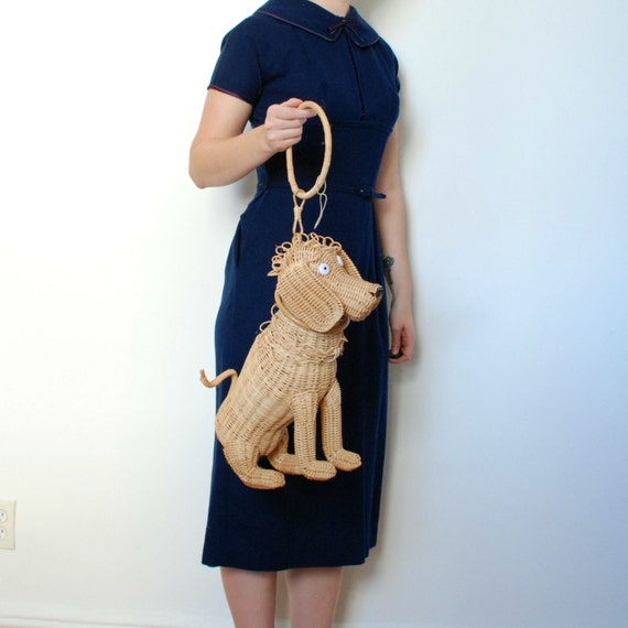 Vintage 1950s Wicker Animal Purse / 50s Straw Dog Shaped