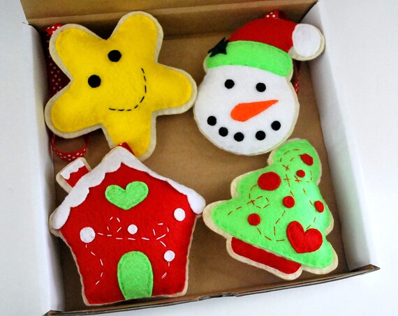 Felt Christmas Ornament Set Magic BOX- Star, snowman, ginger bread house and Christmas Tree Ornament (SET C) A829 Il_570xn