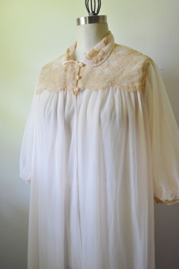 Vintage Lingerie 1960's Sheer Chiffon Robe Pale by EaDoVintage