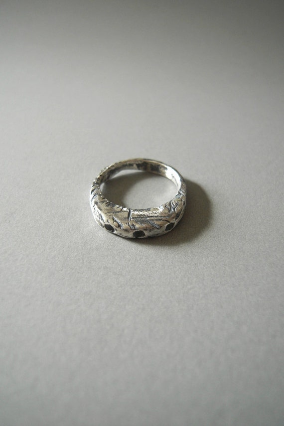 3 Missing Stones Ring