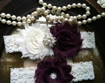 SALE-Wedding Garter - Plum Garter - Garter - Purple - Ivory Lace Garter Set - Bridal Garters - Vintage - Plum - Wedding - Rhinestone