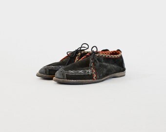 Suede Lace Up Oxford  Traditional German Shoe ...