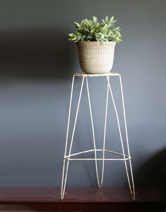 Wire Plant Stand from the 50s Garden Decor Mid Century Hair