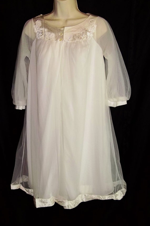 Vintage Lingerie 1960s SEARS White Chiffon Nightgown and Robe