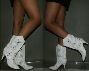 vintage 80s rocker boots size 6.5 white leather jewel studs