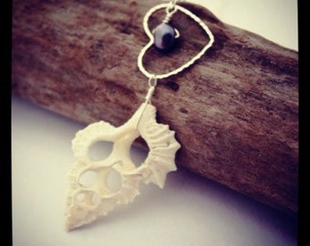 Hawaiian Jewelry Sea Shell Necklace, Beach Necklace Seashell Necklace Hawaii Jewelry Shell Jewelry Shell Pendant Beach Wedding Heart Pendant