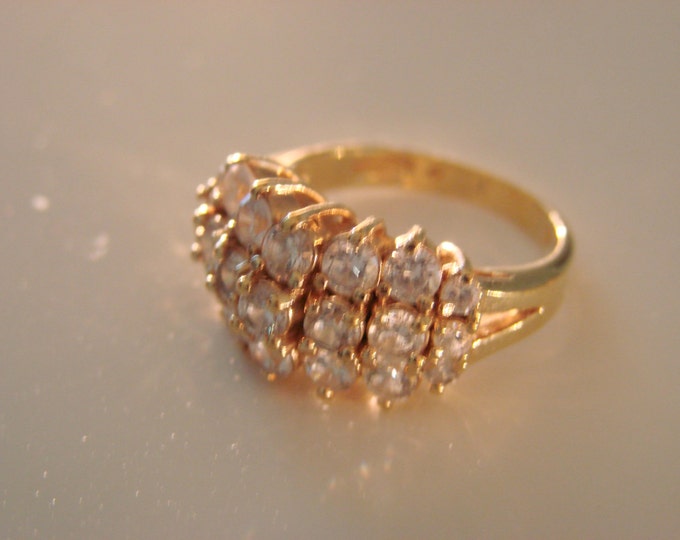 Cubic Zirconia CZ Cluster Gold Plate Cocktail Ring / Vintage Jewelry / Jewellery
