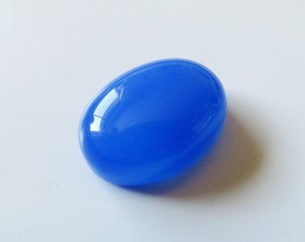 Blue Chalcedony - Oval Cabochon, 14.60 cts - 13x18 (BC218)