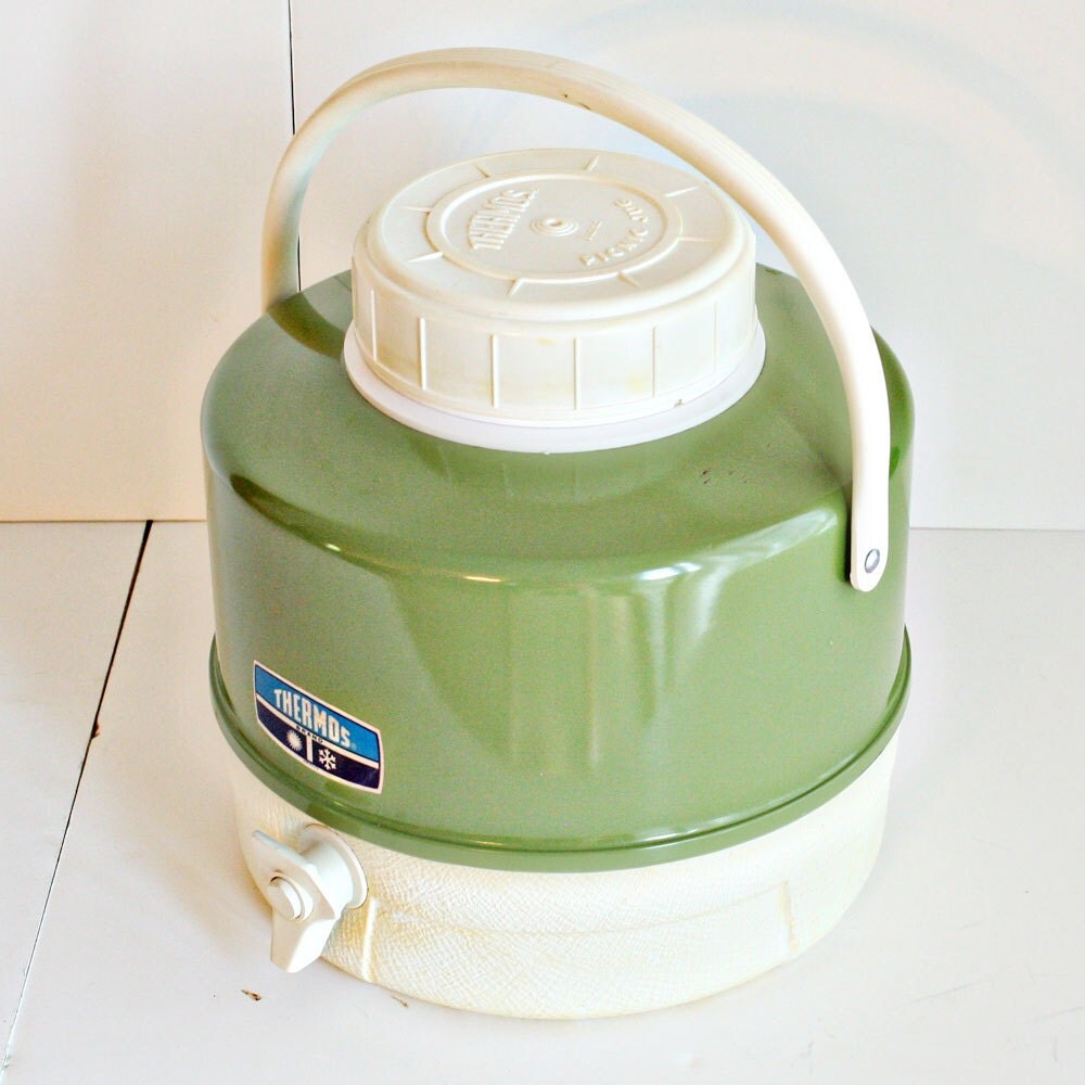 Vintage water jug Thermos picnic jug one gallon hot