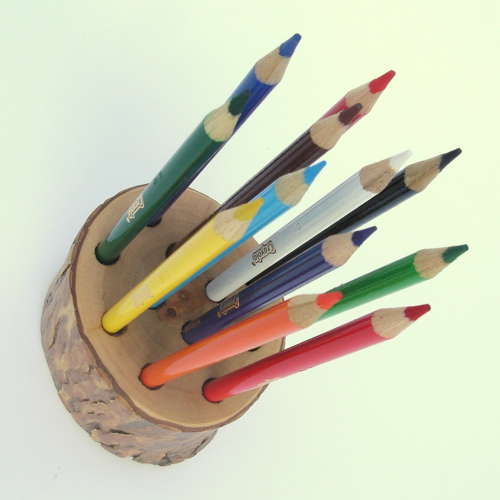 Colored Pencil Holder Rustic Style For 12 Included Crayola