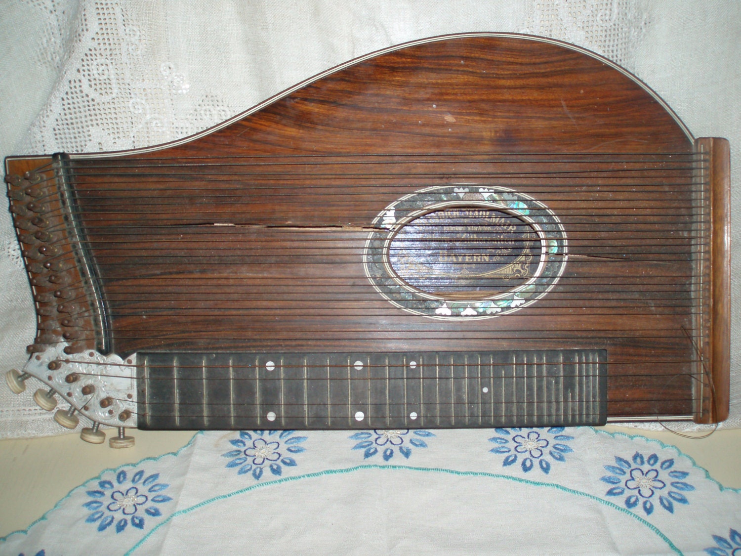 antique-zither-broken-sold-as-is