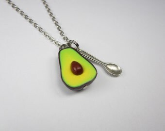 Avocado Necklace - Food jewelry food necklace polymer clay, vegan necklace, vegan jewelry, avocado half (N1)