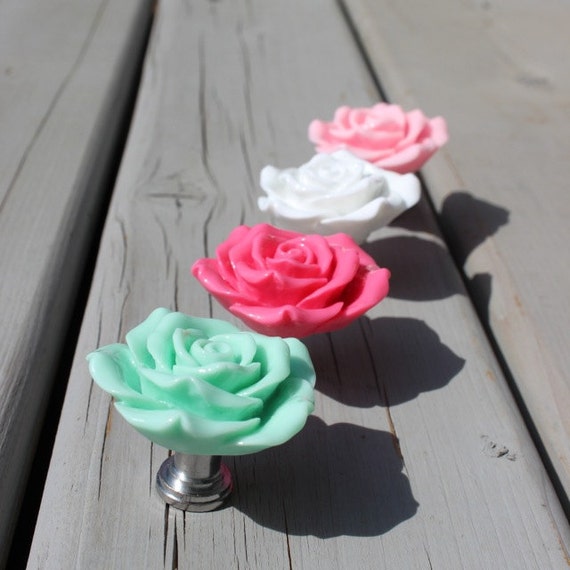 white flower drawer knobs