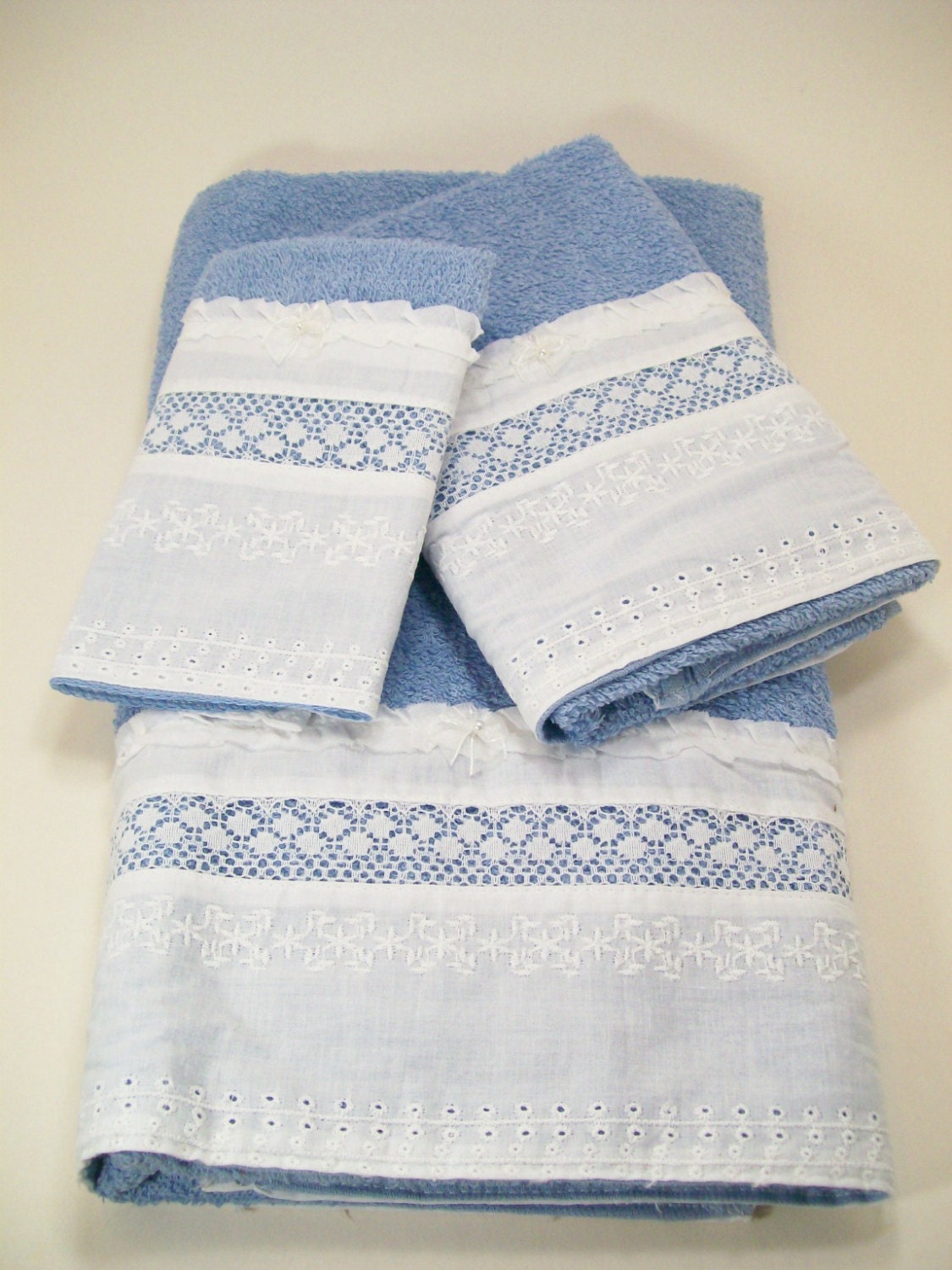 Bath Guest Towels Hostess Hand Embellished Blue White Eyelet