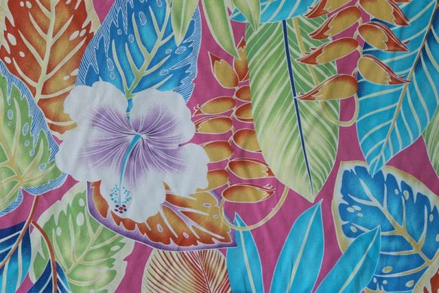 Hawaiian Print Cotton Fabric Yardage by originalsbyhitomi on Etsy