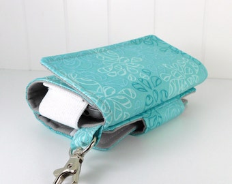 Cell Phone Wallet, Wristlet for iPhone/Galaxy in Nature Elements in Ocean Breeze/Gray