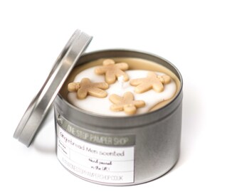 Gingerbread Men candle in a tin