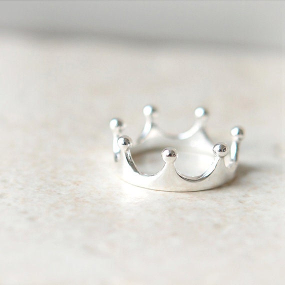 Simple Crown Ring in sterling silver / Adjustable ring