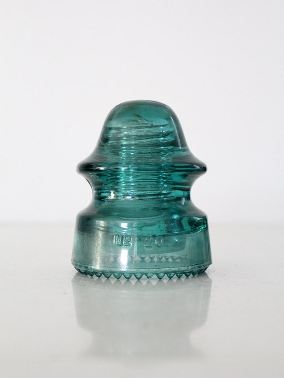 antique Hemingray glass insulator / No 20 Hemingray electric