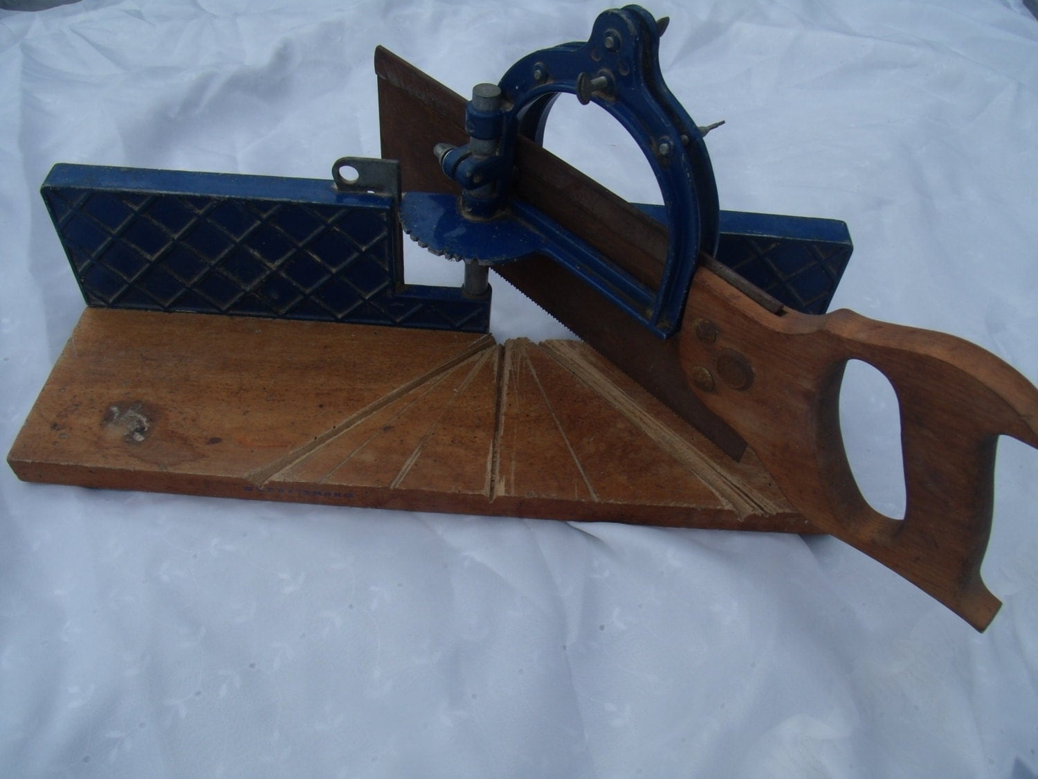 Vintage Blue Mitre Craftsman Hand Saw by TymelessTrinkets on Etsy