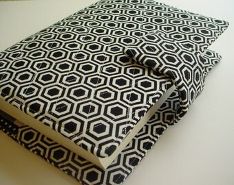 Bible Cover Quilted in a Black and White Geometric print with optional handles Custom fit to your Bible
