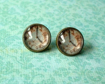 20 % OFF - Vintage Rusty Clock Cabochon Stud Earrings,Earring Post,Cute Gift Idea