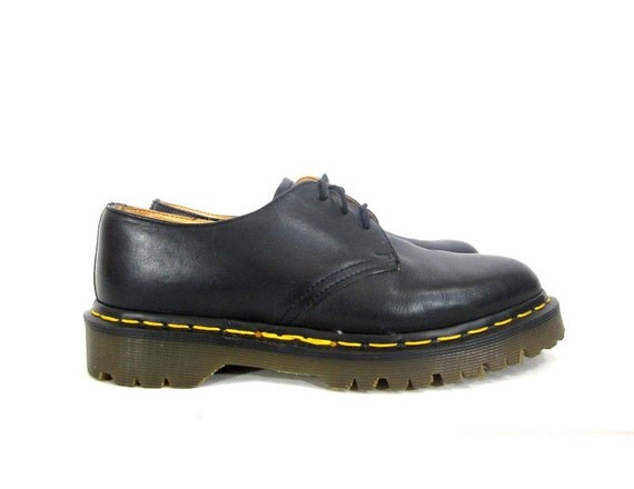 Mint 1980s Doc Martens Oxford Boots Womens US 6.5 UK 4