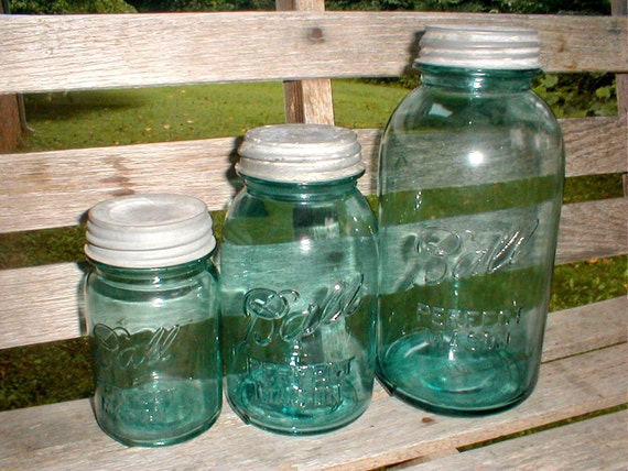 3 Blue Mason Jars1/2 Gallon Quart Pint W/Zinc LidsCountry