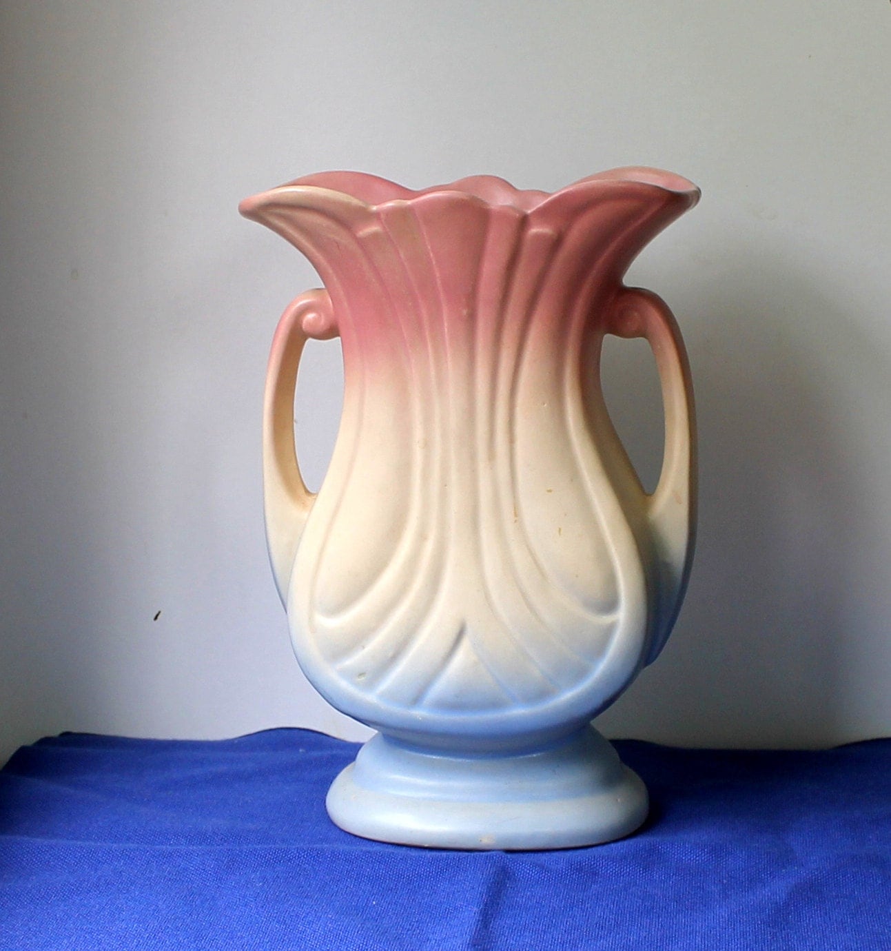 Vintage Hull Pottery Mardi Gras / Granada Vase By Kcvintageshop