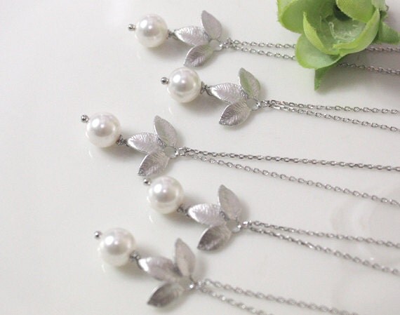 set Leaves  with Set gifts  5   pearl Bridesmaid white necklace, bridesmaid  of of gift 3 5