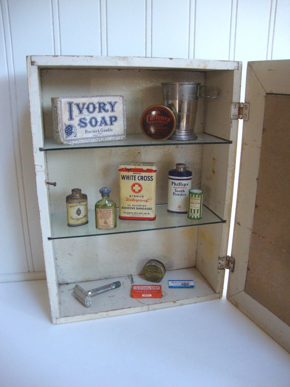 VINTAGE MEDICINE CABINET Mirror Bathroom Wood White