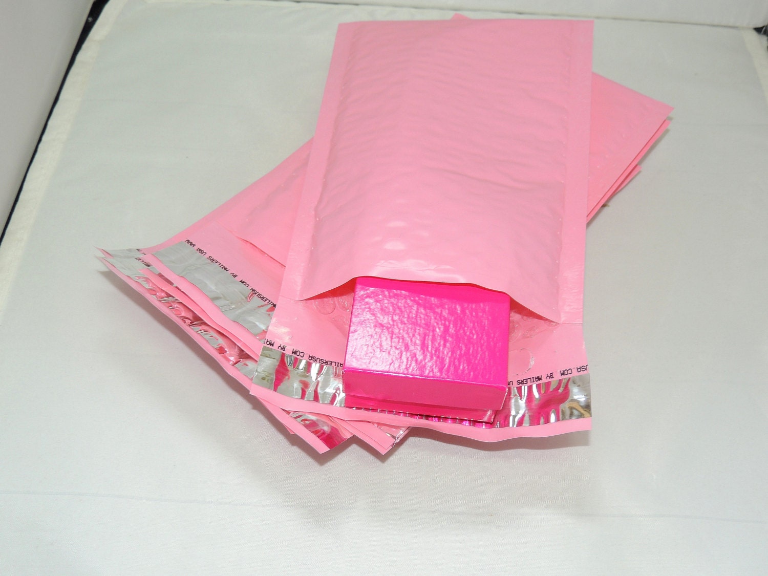 50 Pack 4x8 Wholesale Pastel Pink 4x8 Bubble Mailers