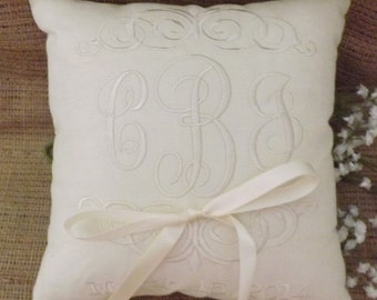 Ring Bearer Pillow, Mr & Mrs. Ring Pillow, wedding pillow, embroidery, monogram, custom. personalized, ring bearer pillows