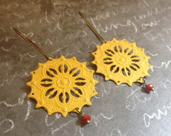 Boho Scroll Filigree Earrings - Mustard Yellow