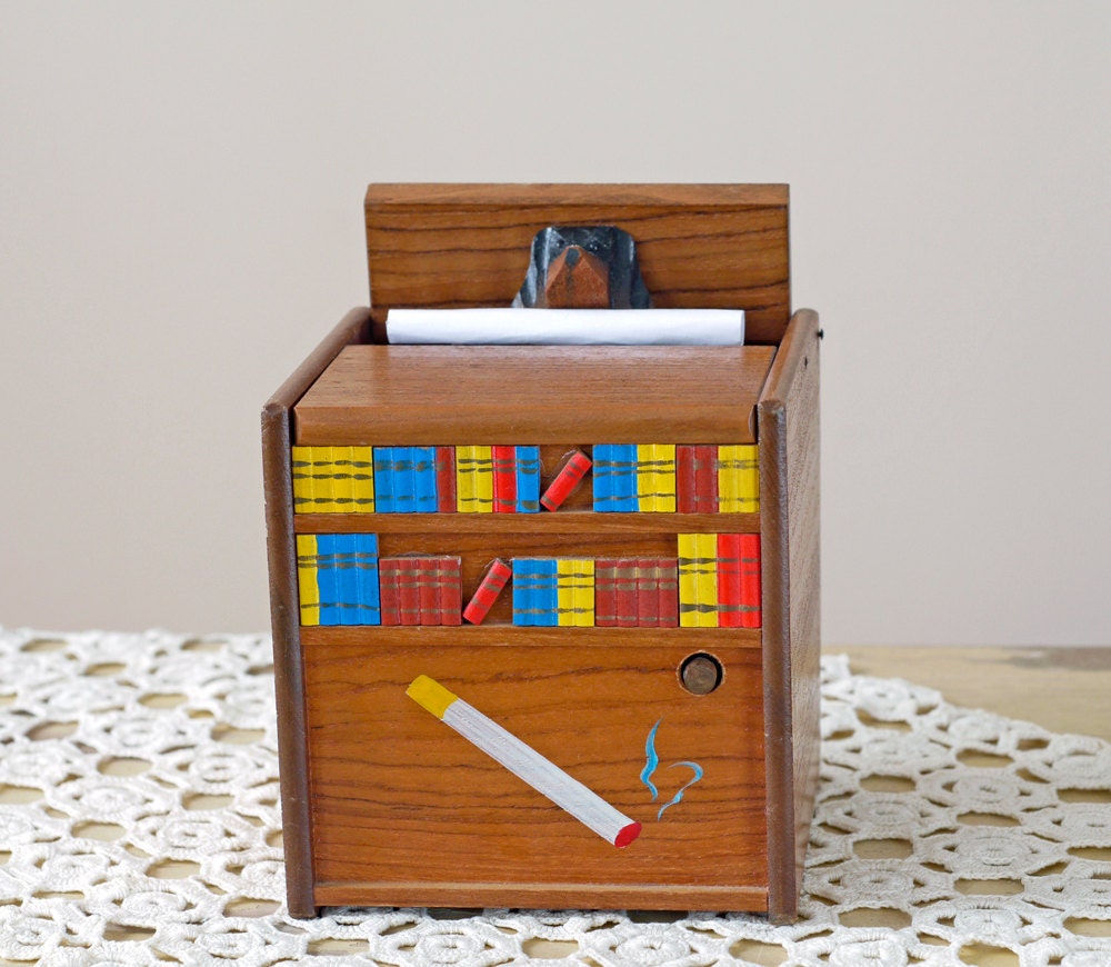 1940s Cigarette Dispenser Music Box / Dog Animated Cigarette