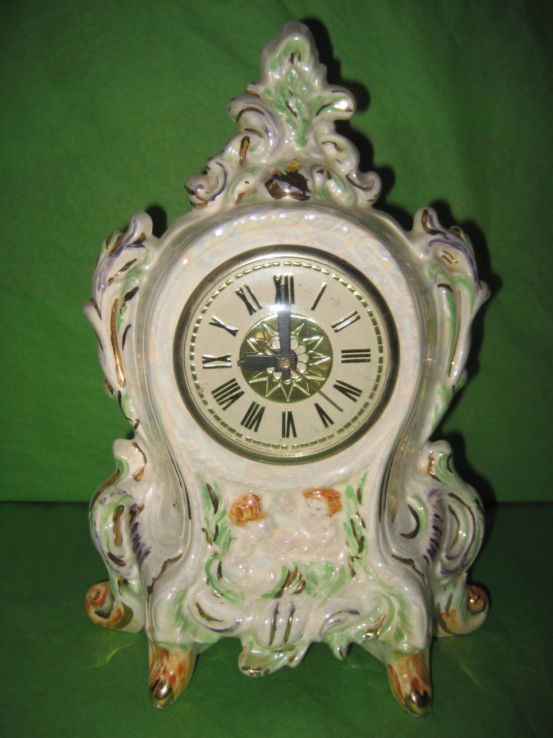 Vintage Electric Mantel Clock With Lanshire Clock by ShopYT